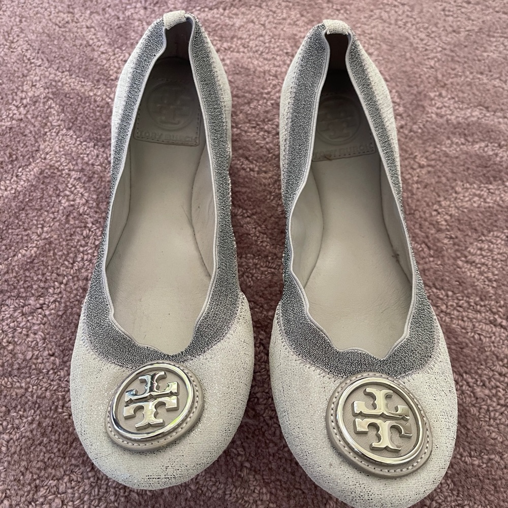 Tory Burch flats (velvet trim) with Chrystals. Never been worn - Picture 2 of 3